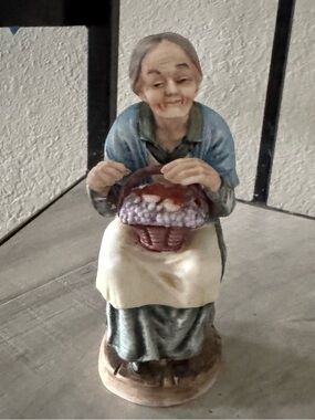 Vintage Napcoware Elderly Woman Figurine